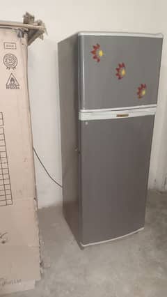 Dawlance fridge double door