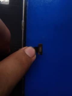 Iphone 13 pro max (icloud mobile ka panel ha)read add