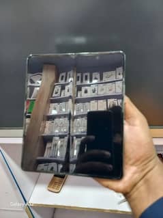 Samsung Z Fold 4