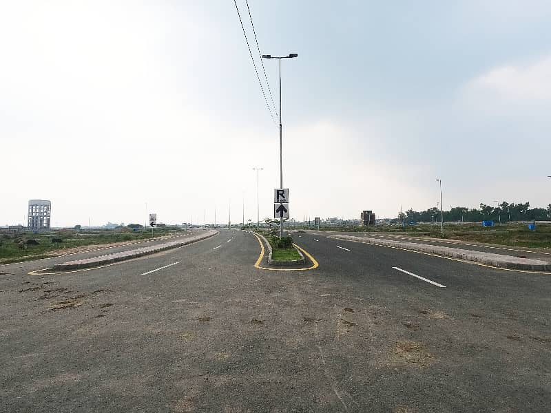 5 MARLA PLOT R BLOCK PRIME LOCATION DHA RAHBAR 0