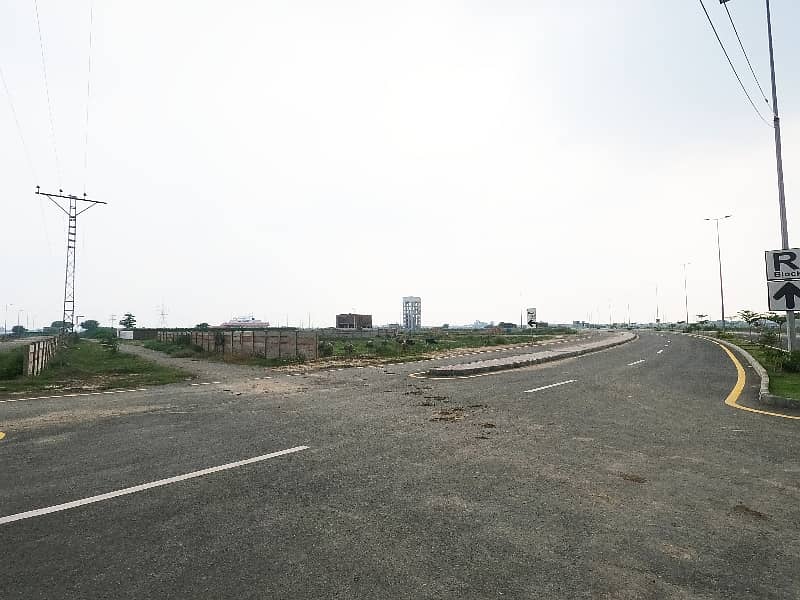 5 MARLA PLOT R BLOCK PRIME LOCATION DHA RAHBAR 1