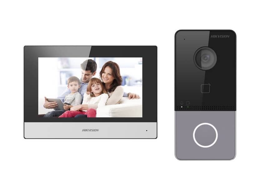 HIKVision IP Video Intercom Kit, Wifi & PoE - DS-KIS603-P(C) 1