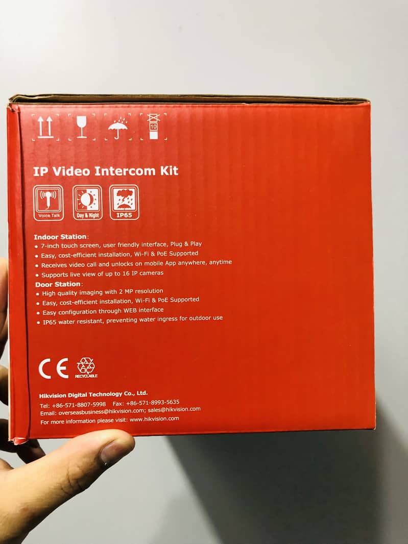 HIKVision IP Video Intercom Kit, Wifi & PoE - DS-KIS603-P(C) 3