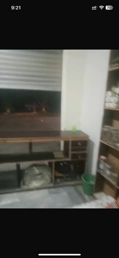 seven racks and table
