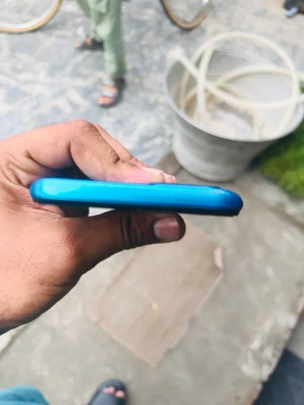 Infinix smart 6 2/32 total genion with box only Infinix smart 6 4