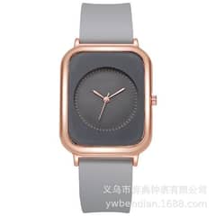 Best women's watches and good way to look millionaire