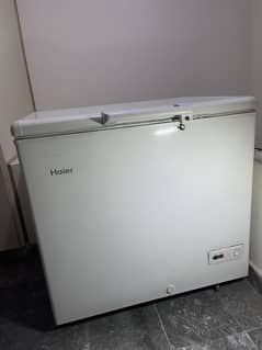 Deep freezer for urgent sale