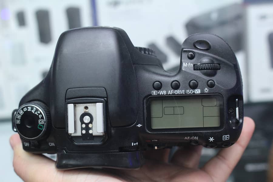 Canon 7D Body Only 2
