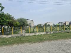 8 Marla sun face level plot next to Corner and 2nd plot from Main Double Road For sale