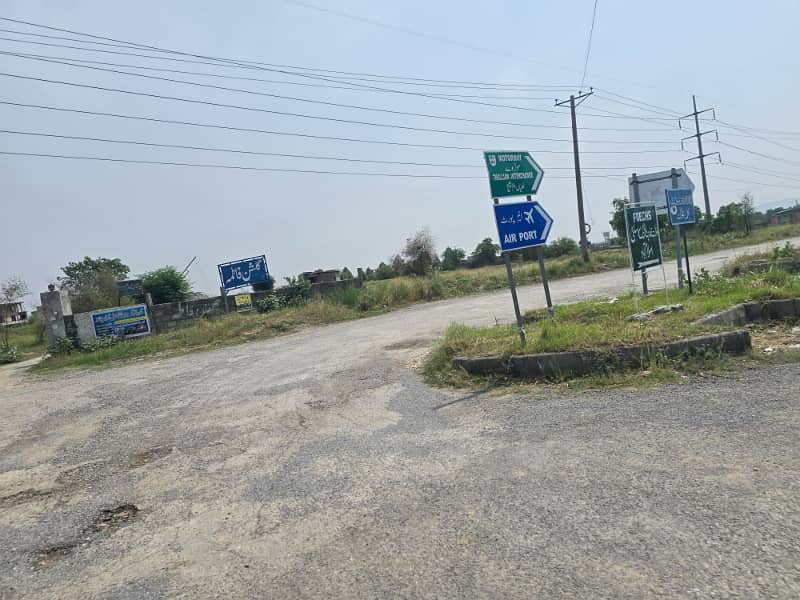 8 Marla sun face level plot next to Corner and 2nd plot from Main Double Road For sale 6