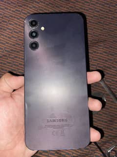 10/10 condition no open no repair non pta hai 6/128