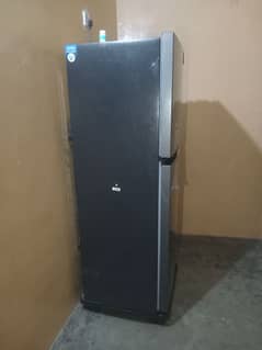 new dawlance refrigerator for sale 25 days used