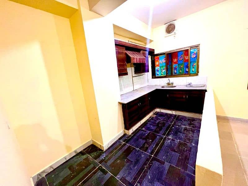 825 SQ FT 2 BED FLAT FOR SALE F-17 ISLAMABAD 3