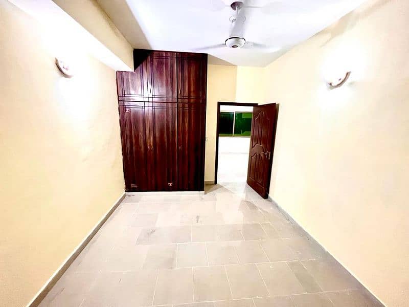 825 SQ FT 2 BED FLAT FOR SALE F-17 ISLAMABAD 18