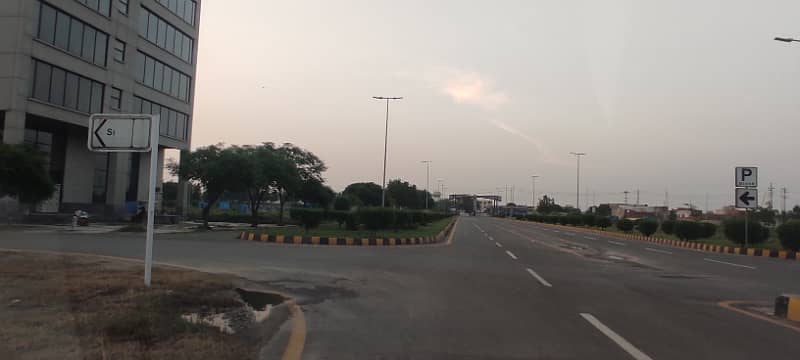 8 MARLA PLOT BLOCK A PRIME LOCATION DHA RAHBAR 2