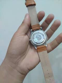 *Product Name*: Men's Leather Strap Watch