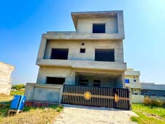8 MARLA GREY STRUCTURE HOUSE FOR SALE F-17 ISLAMABAD ALL FACILITY AVAILABLE CDA APPROVED SOCIETY