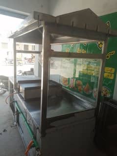 Barger counter with hot Plate