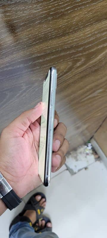 I Phone X 64GB JV Non PTA 2