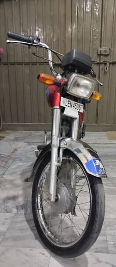 United 70 cc  doctor used this  bike