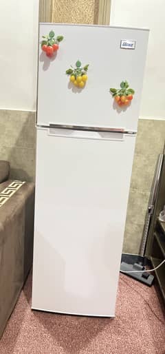 UGINE Refrigerator