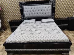 Bed Set with Double-Mirror Dressing Table and 2 Nightstands