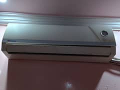 Dawlance split ac
