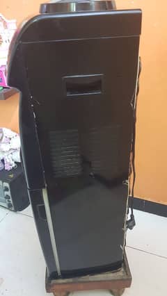 Orient Water Dispenser