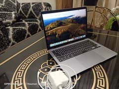 Apple Macbook Air 2020, Core i5, 256GB SSD, 8GB Ram, Magic Keyboar