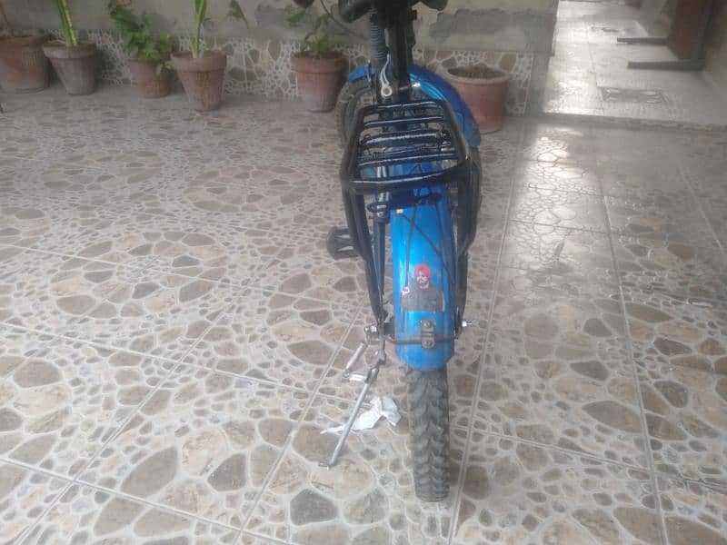 best cycle in blue colour rap car 7