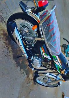 Honda 125-2023 model 10/9 condition