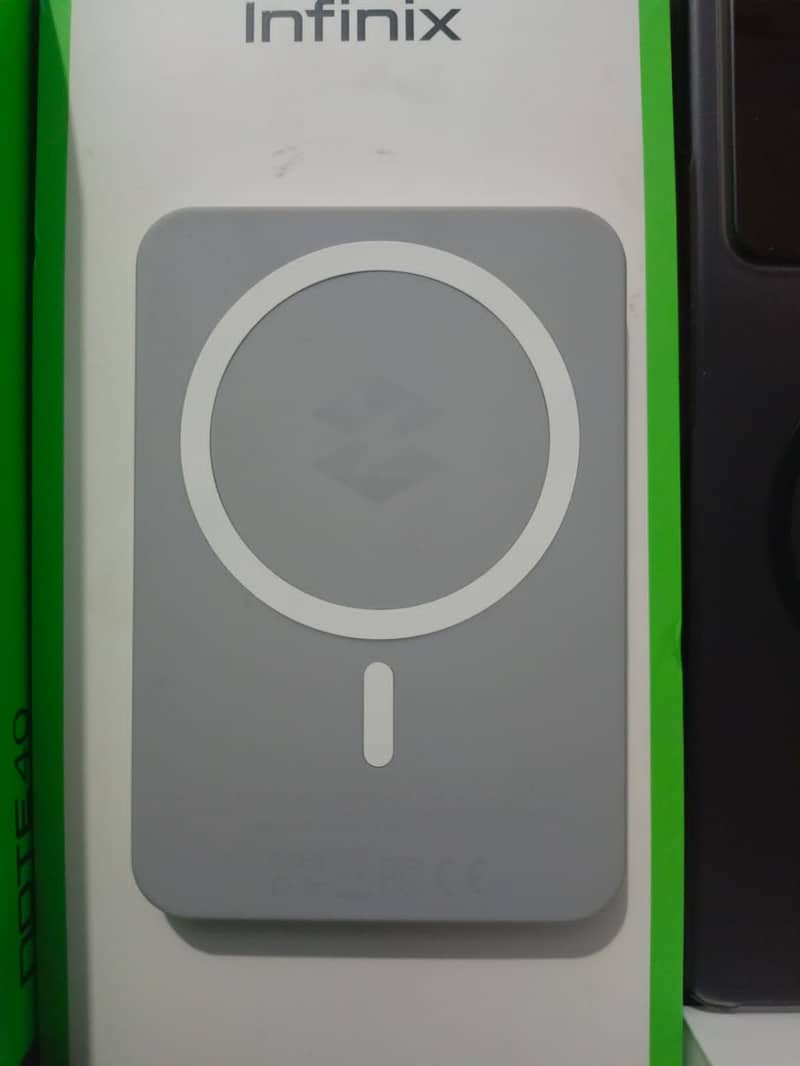 infinix not 40 10/10 condition 4