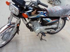 Honda 125 Karachi number 25 model