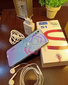 Mobile Vivo s1 8/256 front Display lock with box and original charger