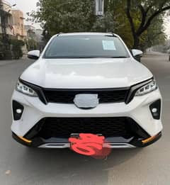Toyota Fortuner Legender 2021
