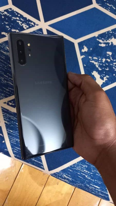 Note 10 plus 10/10 condition (non pta) 9