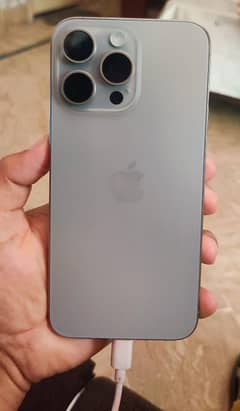 iphone 15 pro max 10 by 10 condition box cable sth