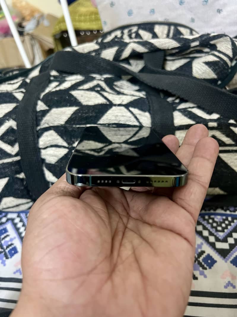 iPhone 13 Pro Max 256GB Approved 8