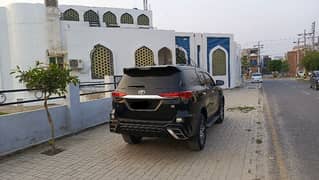 Toyota Fortuner G 2022