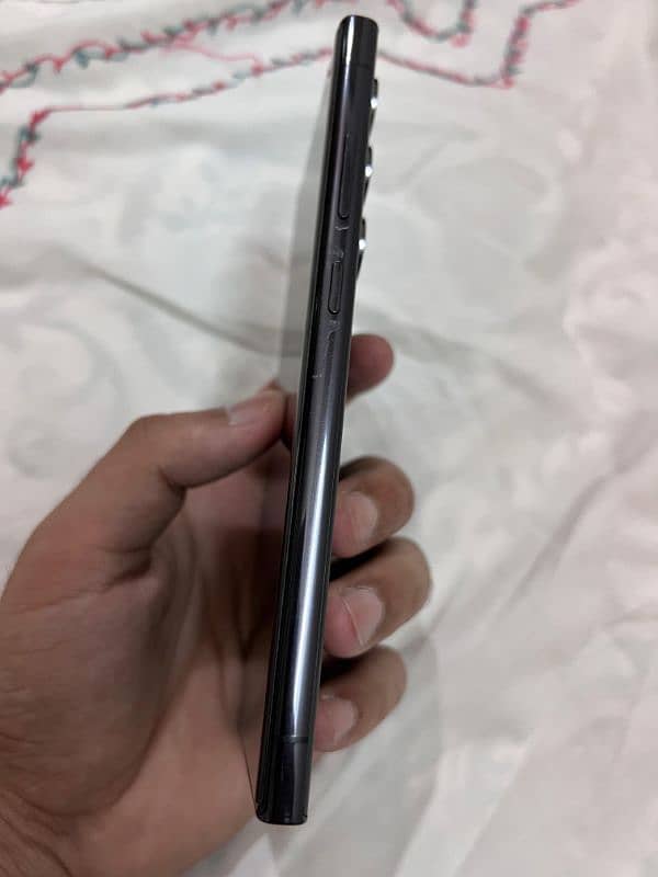 Samsung Galaxy S23 ULTRA with original box and cable 4