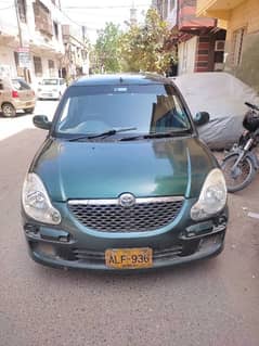 Toyota Duet 2003
