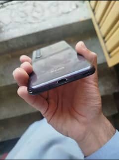 aquuos r5 12gb ram 256gb memory