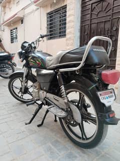 Self Start Supper Power 70 CC with Alloy Rims and Tubeless tyres