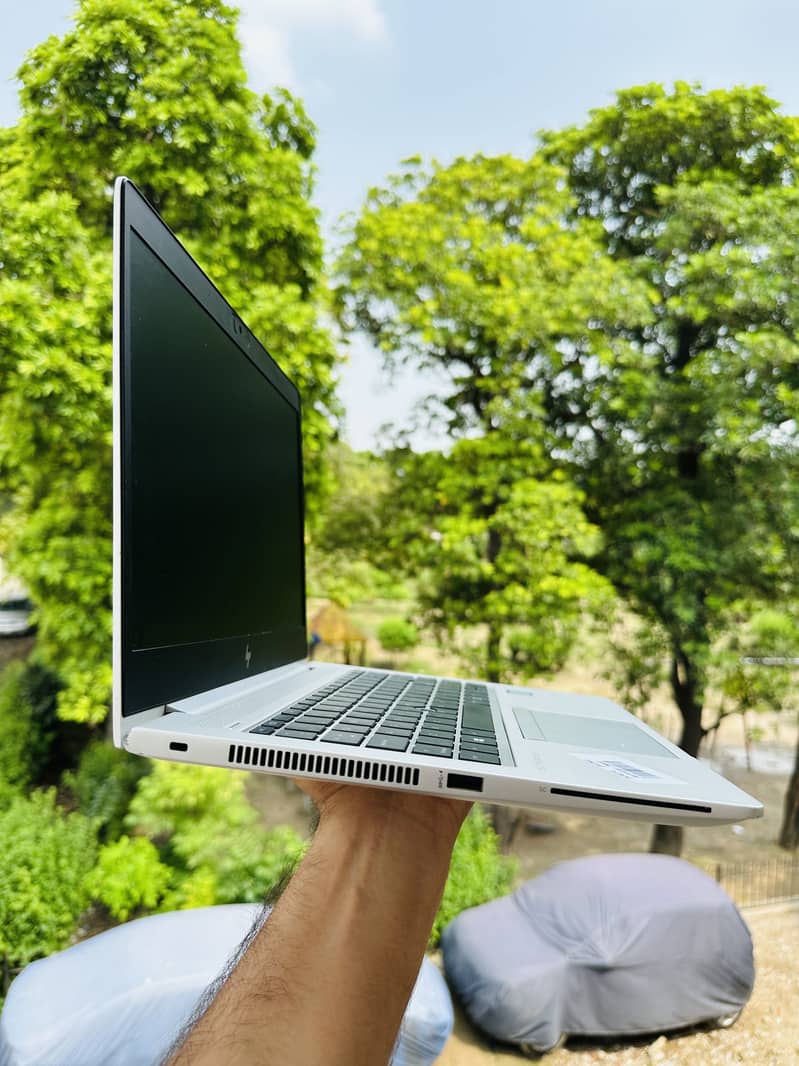 HP Elitebook 840 G5 core i5-8th Generation 7