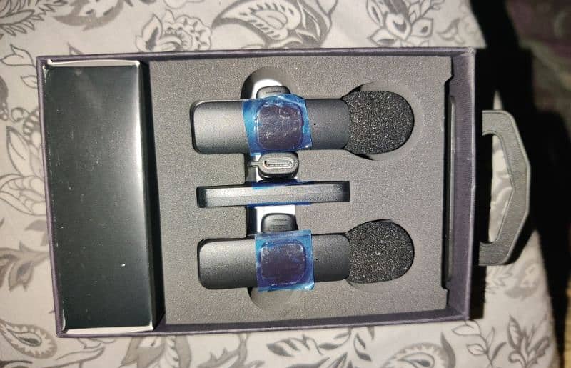 wireless mics best for vlogging and podcast and interview 1