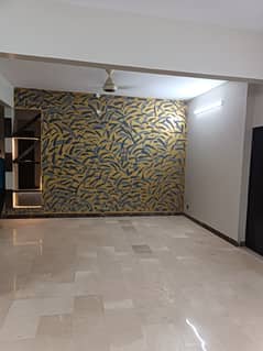 SILENT COMMERCIAL DOUBLE STOREY INDEPENDENT BANGALOW AVAILABLE FOR RENT GULSHAN-E-IQBAL BLOCK 10