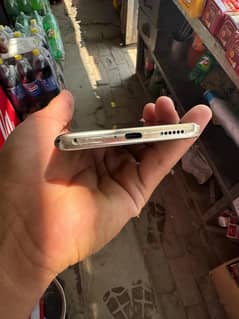 Tecno sprak 20 pro plas