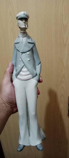 Lladró porcelain figurine, specifically the "Sea Captain".