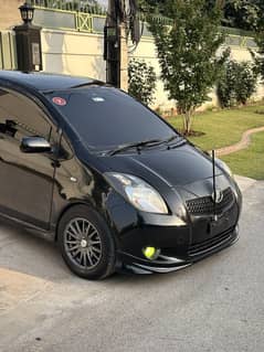 Toyota Vitz 2006 / 9 registration