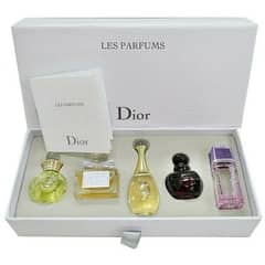 Dior Les Parfums Miniature Gift Set – Elegant Collection of 5 Iconic